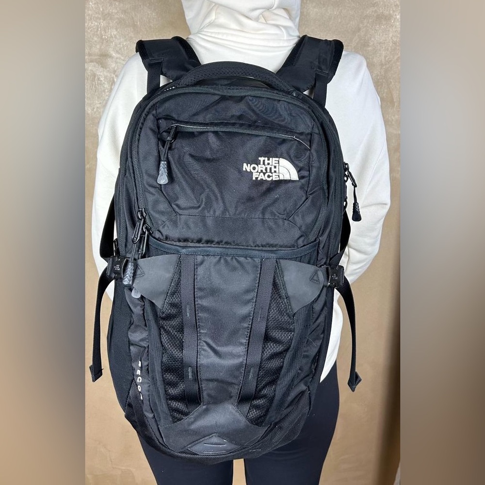 The North Face Recon Backpack Black Flex Vent Unisex